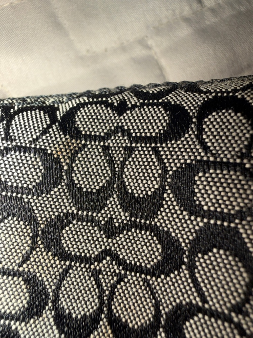 Vintage Coach SoHo Black Jacquard Signature Canvas Shoulder Bag F10926 - Picture 8 of 9